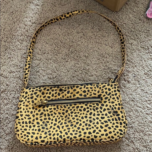Brandy Melville Cheetah Shoulder Bag - Picture 2 of 5